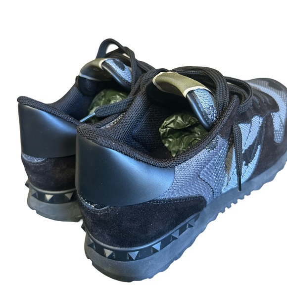 Valentino Garavani MESH FABRIC CAMOUFLAGE ROCKRUNNER SNEAKER in black/stone 42 - Picture 8 of 8